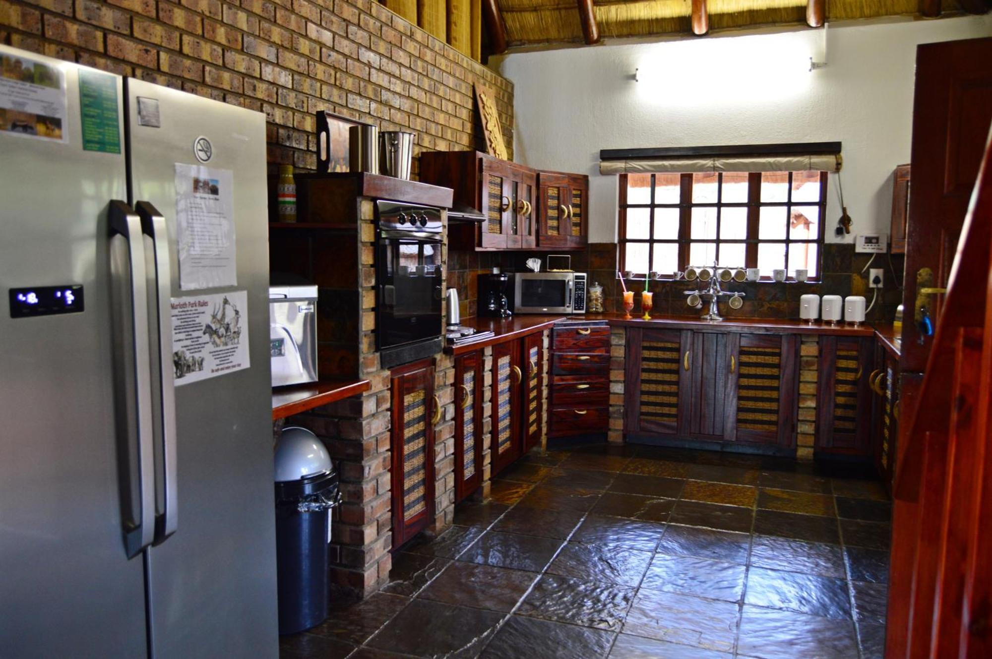 Bona Ngwenya Lodge & Safaris Marloth Park Exterior photo